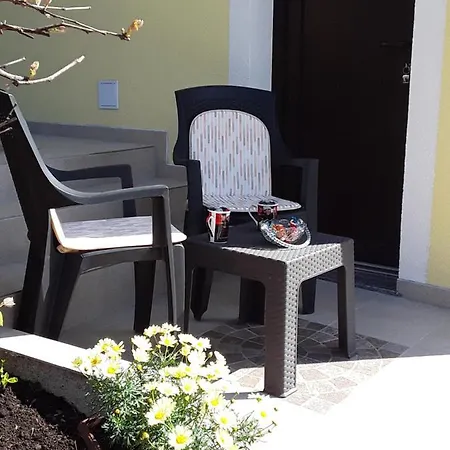 Apartment Holi Cavle