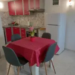 Apartment Holi
